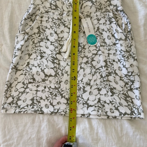 New XS market & spruce women’s skirt - Picture 4 of 6